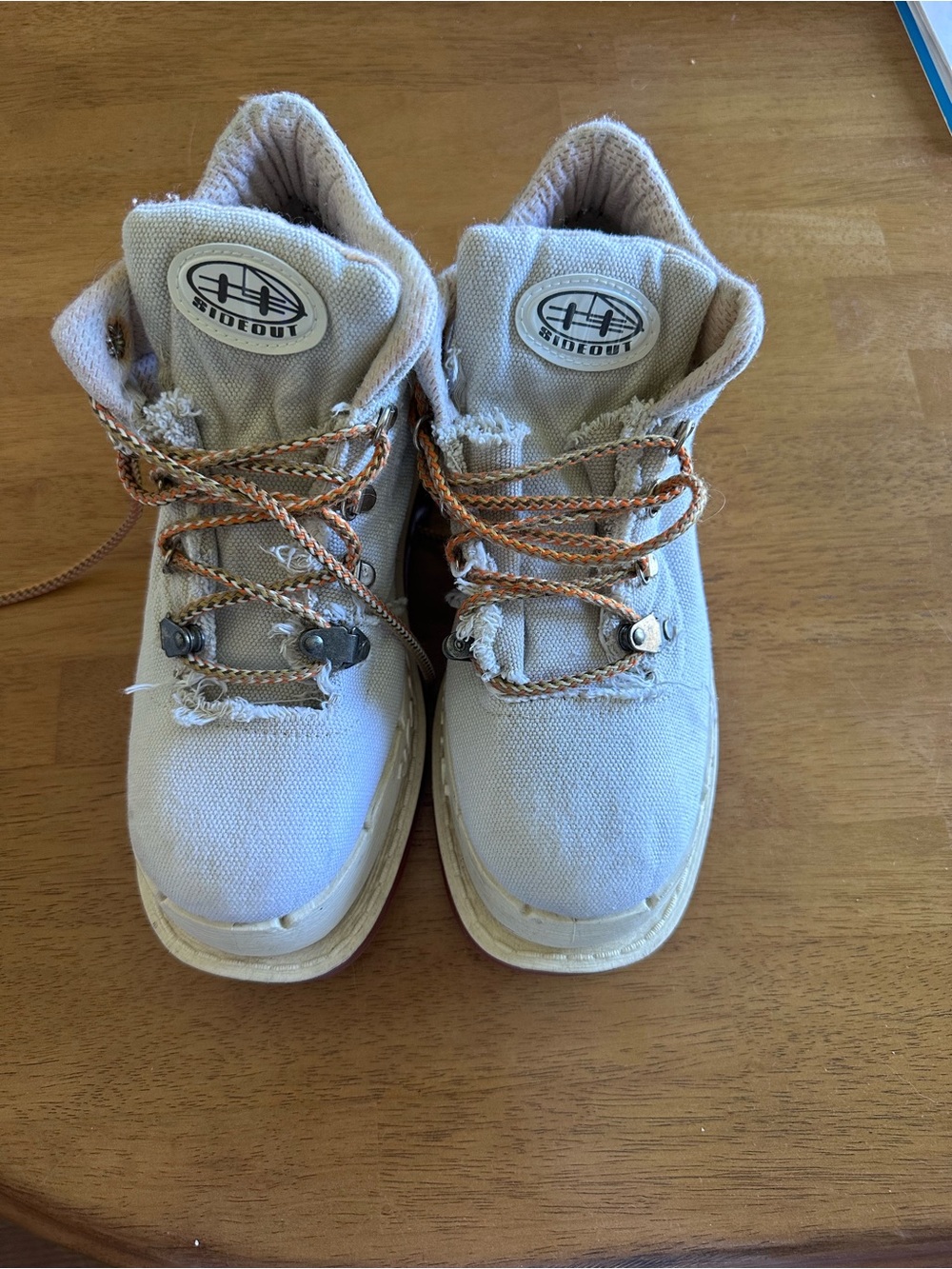 90s CanvasBoots in Light Beige
